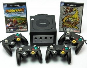 GameCube - Mario Kart & Smash Football Bundle (inkl. Konsole Black, 2 Spiele, 4 Controller & Zubeh�r) (gebraucht)